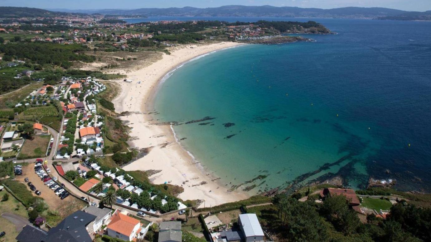 Pension Residencia Cecilia Aios Bagian luar foto