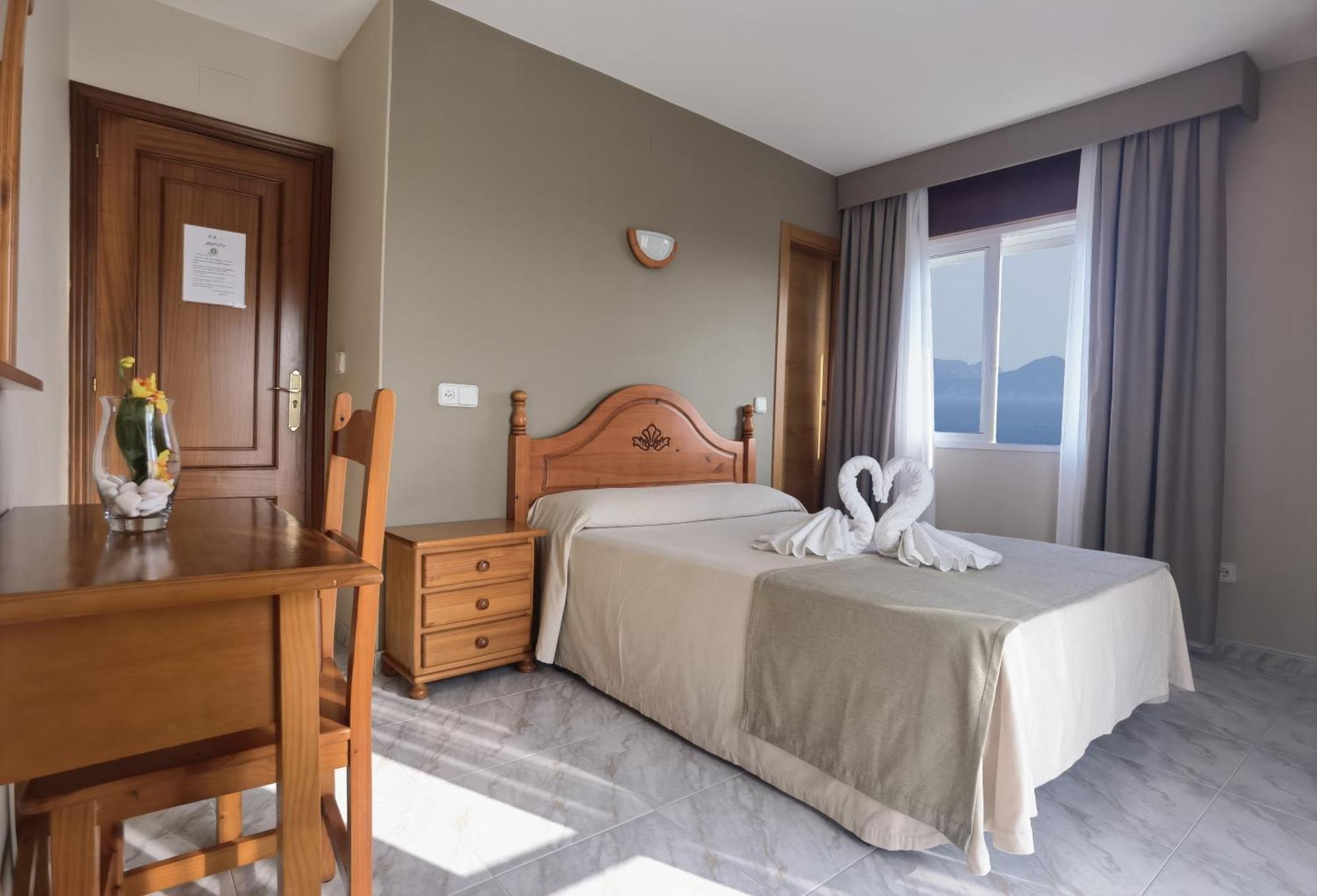 Pension Residencia Cecilia Aios Bagian luar foto