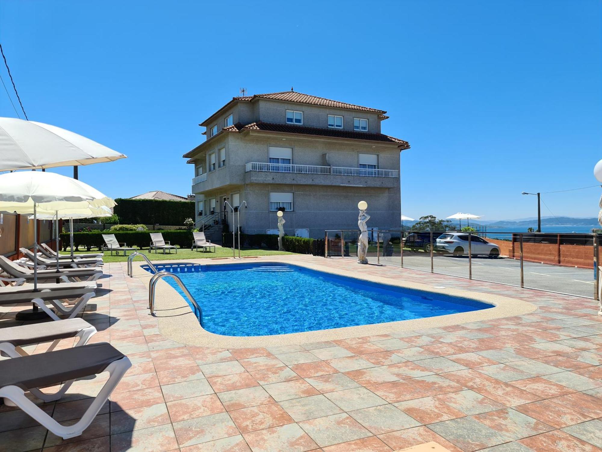 Pension Residencia Cecilia Aios Bagian luar foto