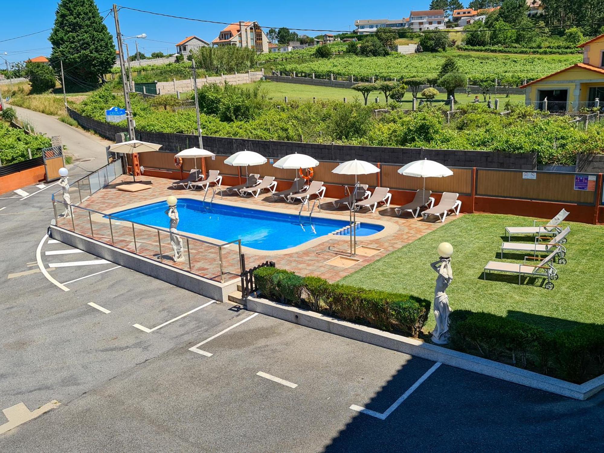 Pension Residencia Cecilia Aios Bagian luar foto