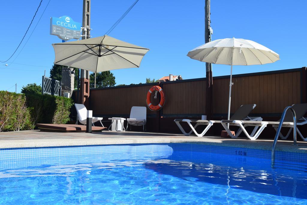 Pension Residencia Cecilia Aios Bagian luar foto